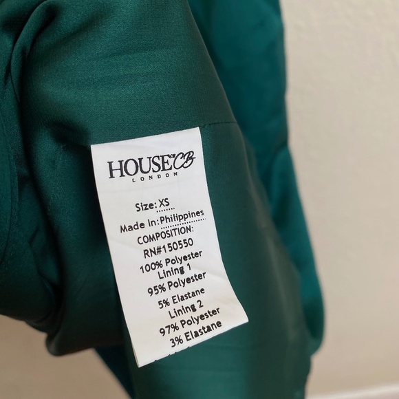 House of CB  Loretta Emerald Green Satin Off‎ Shoulder Dress Size XS NWOT - Picture 11 of 12